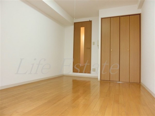 ブリストル神崎