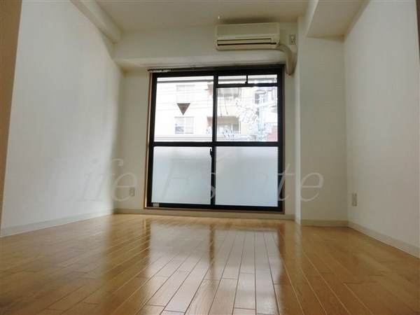 ブリストル神崎