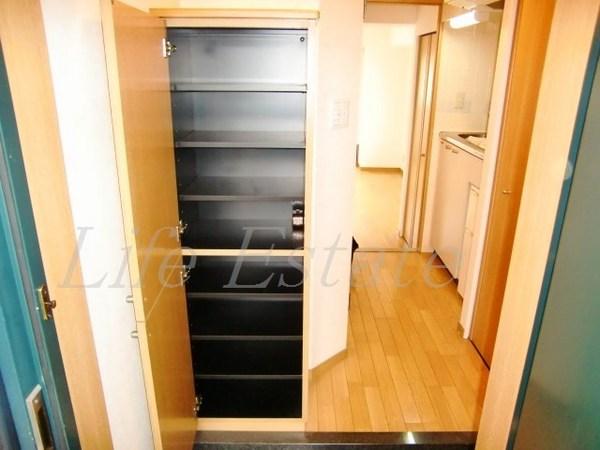 ディナスティ松屋町(玄関)