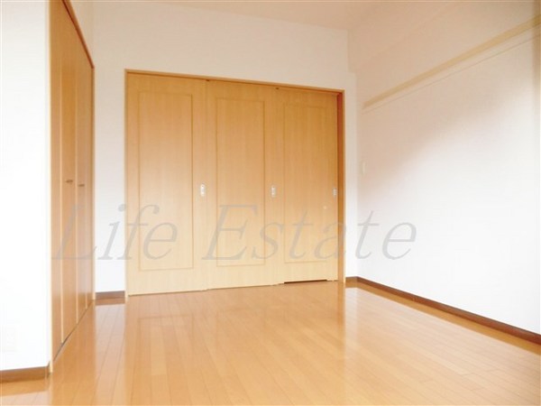 ブランクレール谷町