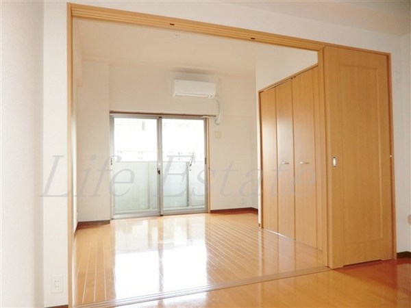 ブランクレール谷町