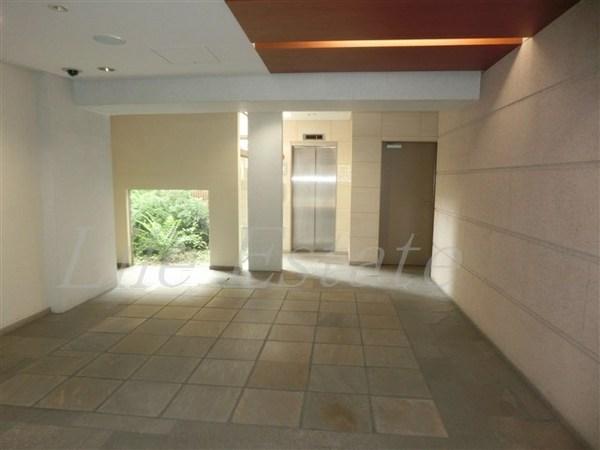 アスヴェルタワー大阪城WEST