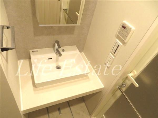 コンフォリア・リヴ北浜淡路町