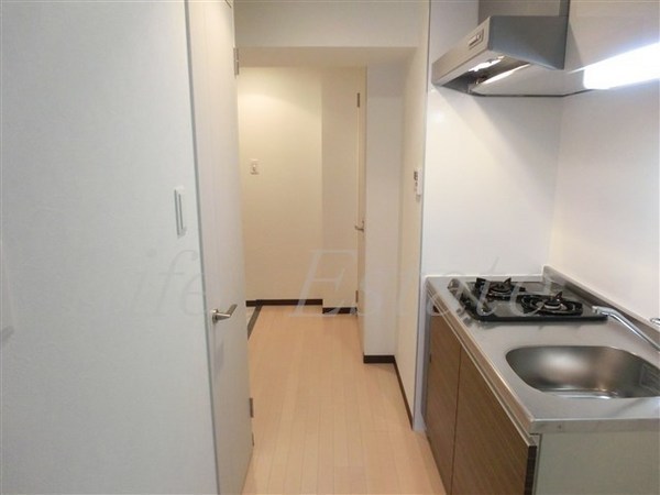 フォーチュン心斎橋EAST(玄関)