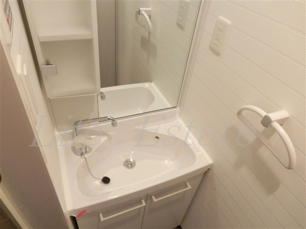 フォーチュン心斎橋EAST(洗面台・洗面所)