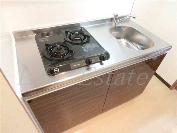 フォーチュン心斎橋EAST(キッチン)