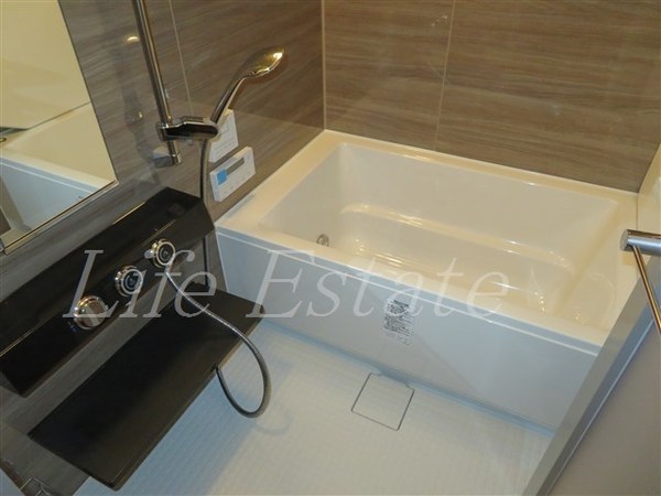 ローレルタワー御堂筋本町(バス)