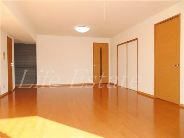 リーガル北心斎橋Ⅱ(リビング)