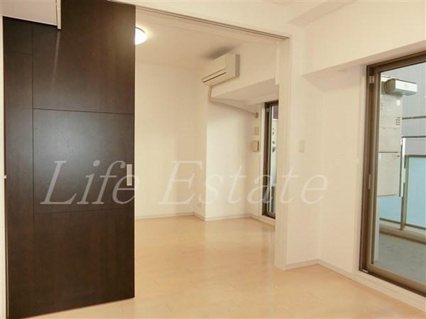 エステムエグゼ心斎橋(洋室)