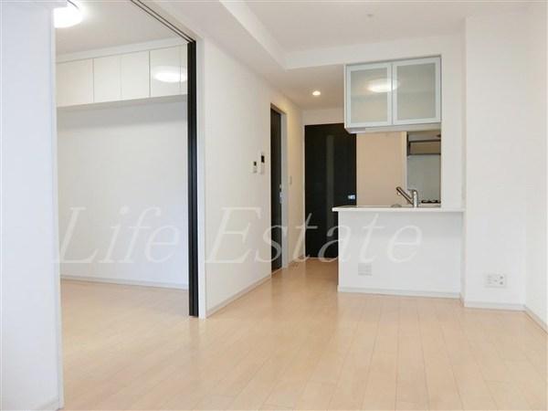 エステムエグゼ心斎橋(リビング)