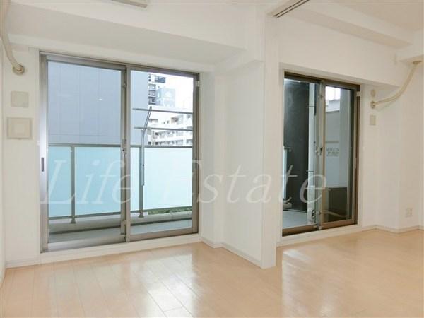 エステムエグゼ心斎橋(洋室)