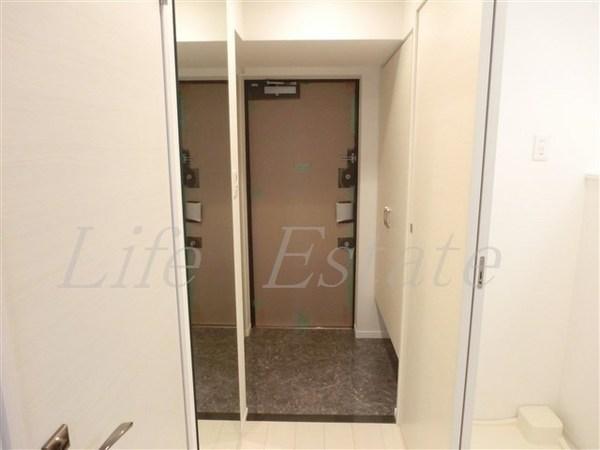 レオンコンフォート本町東Ⅱ(玄関)