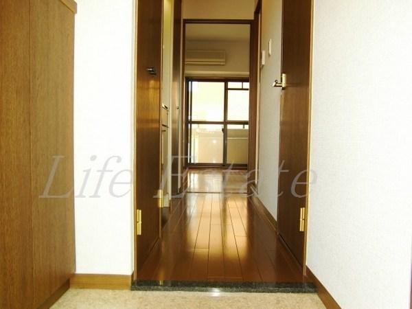 クラウンハイム夕陽丘(玄関)