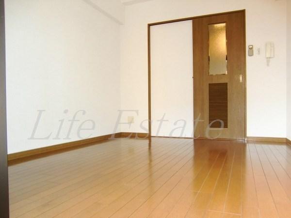 クラウンハイム夕陽丘(寝室)