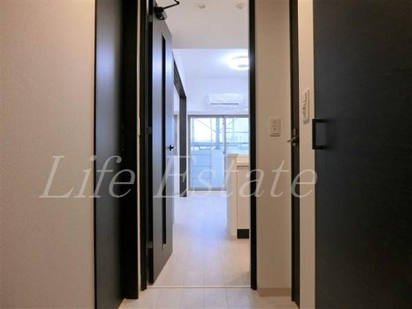 エステムコート谷町九丁目(玄関)