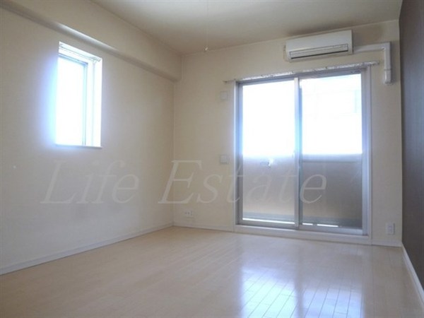 クラウンハイム北心斎橋フラワーコート