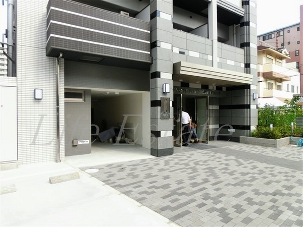 アドバンス上町台プレジール(エントランス)