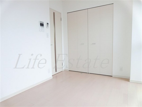 アドバンス上町台プレジール(洋室)