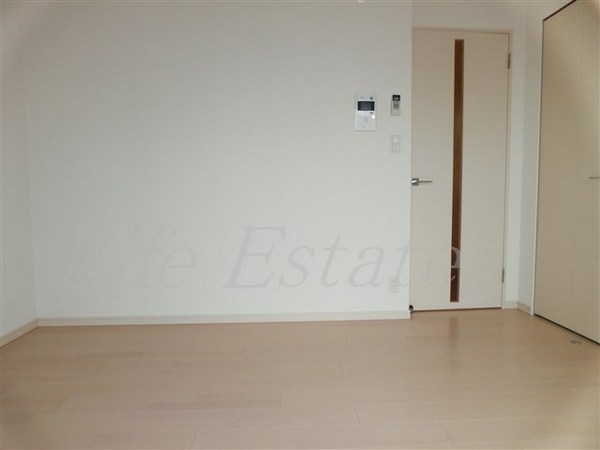 アドバンス上町台プレジール(洋室)