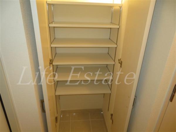 アドバンス大阪城ベレッツァ(収納)