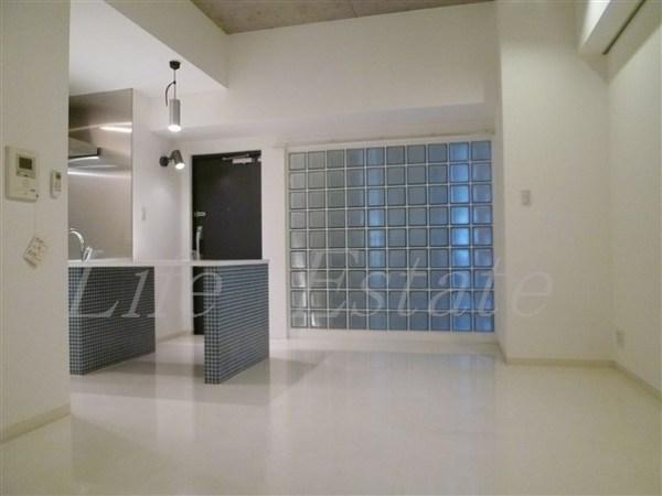 ルクレ堺筋本町レジデンス(洋室)