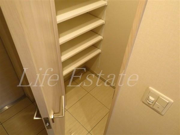 オーパスレジデンス心斎橋サウス(収納)