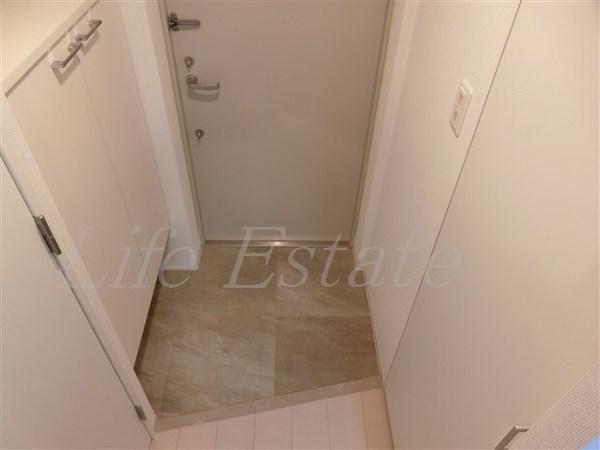 セレニテ心斎橋グランデ(玄関)