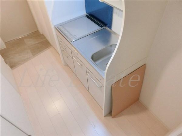 セレニテ心斎橋グランデ(キッチン)