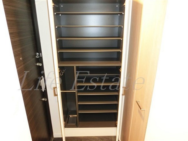 プレサンス松屋町駅前