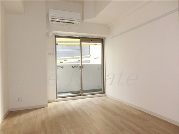 プレサンス松屋町駅前