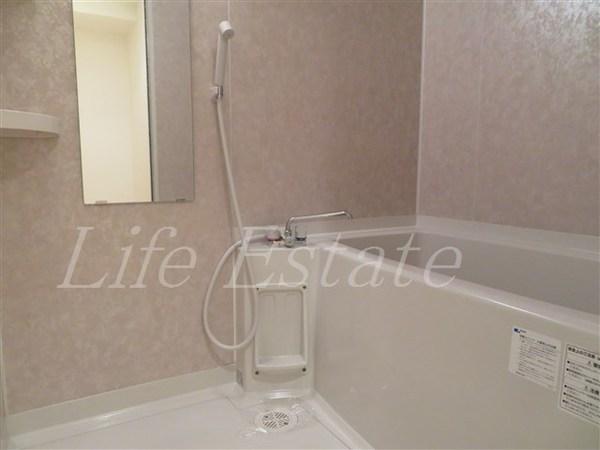 大阪市中央区備後町１丁目のマンション