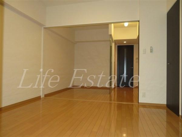 大阪市中央区備後町１丁目のマンション