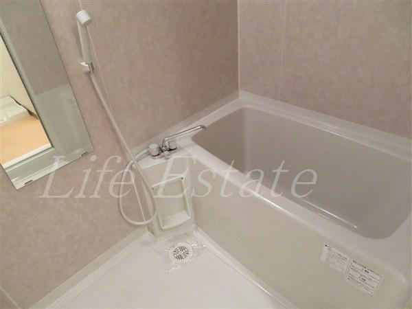 大阪市中央区備後町１丁目のマンション