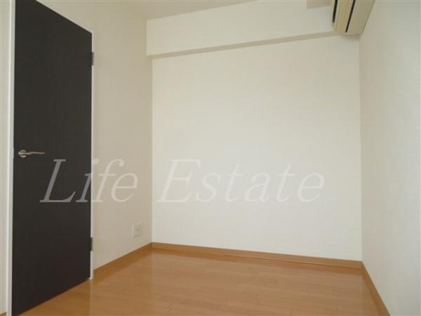 大阪市中央区備後町１丁目のマンション