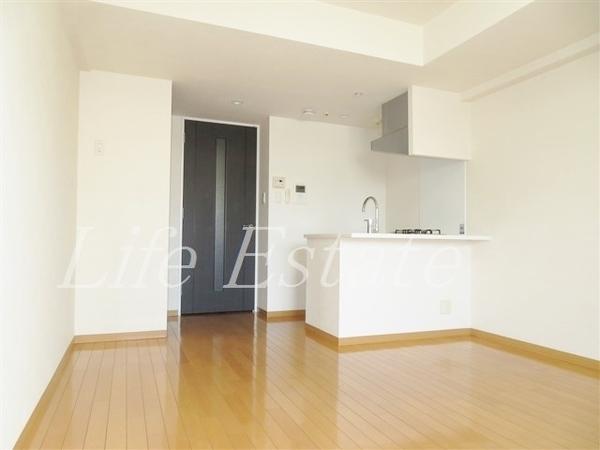 大阪市中央区備後町１丁目のマンション