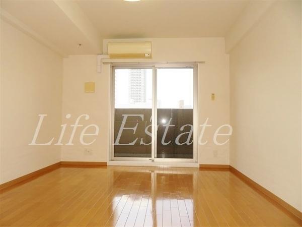 大阪市中央区備後町１丁目のマンション