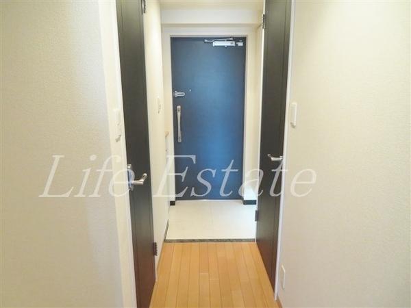 大阪市中央区備後町１丁目のマンション