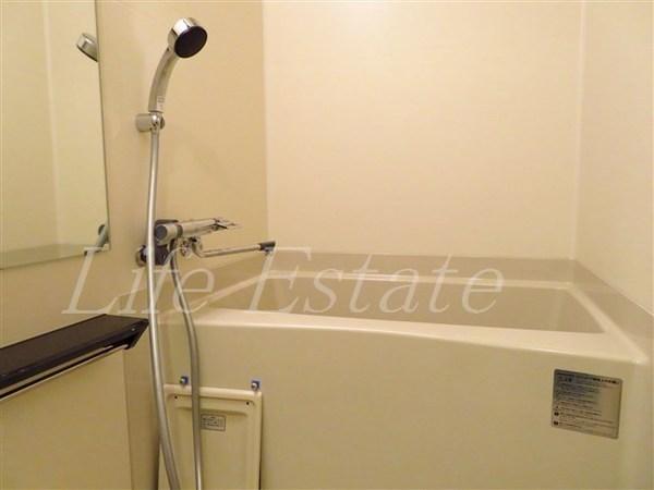 プレサンス心斎橋ソレイユ