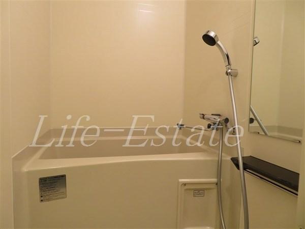 プレサンス谷町九丁目駅前