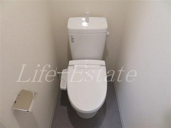 プレサンス谷町九丁目駅前