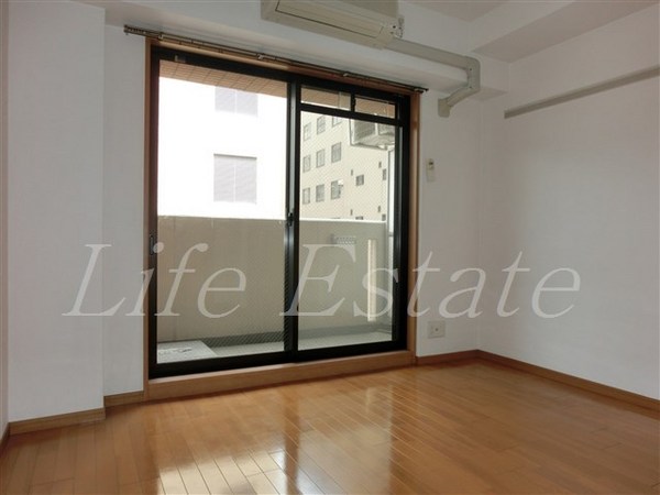 プレサンス東本町