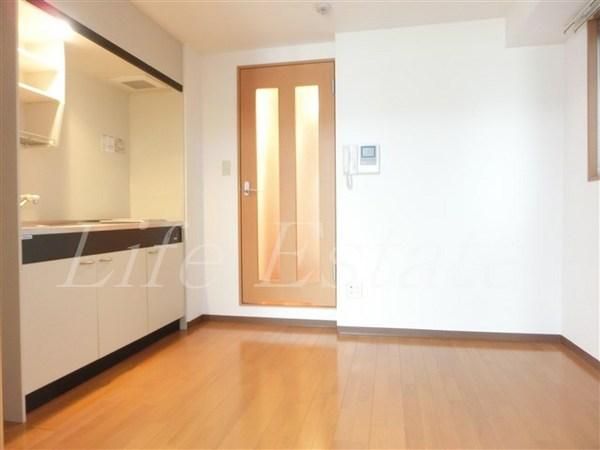 Huge1（ヒュージ1）