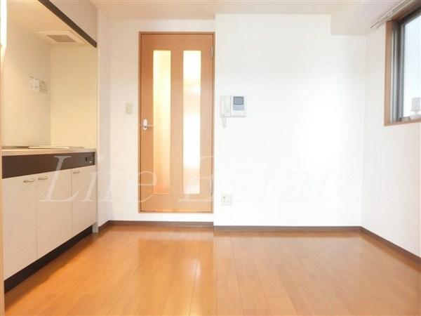 Huge1（ヒュージ1）