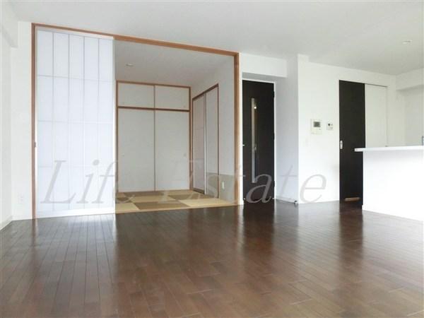 大阪市中央区東高麗橋のマンション