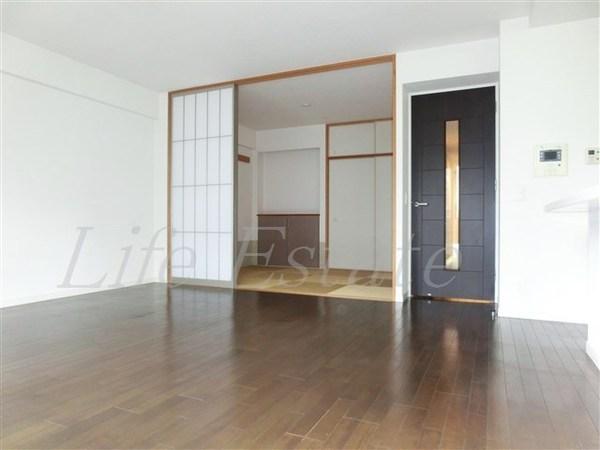 大阪市中央区東高麗橋のマンション