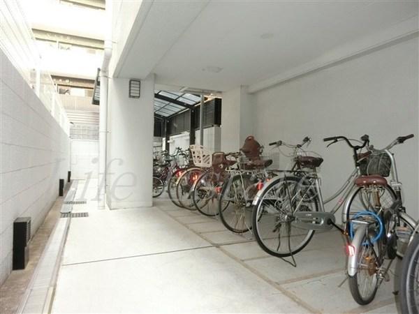 アリス・マナーガーデン四天王寺