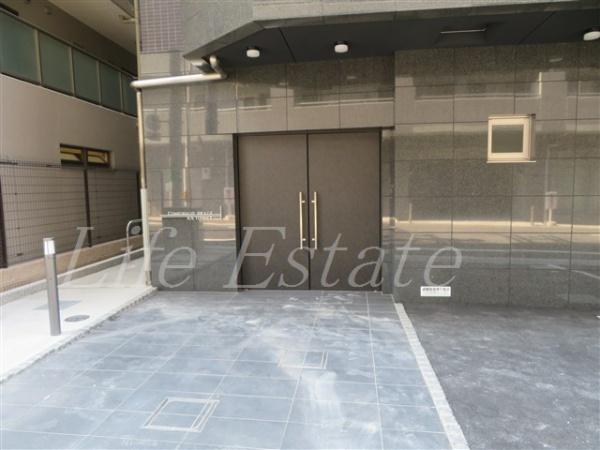 コンフォリア・リヴ谷町九丁目ソルテラス