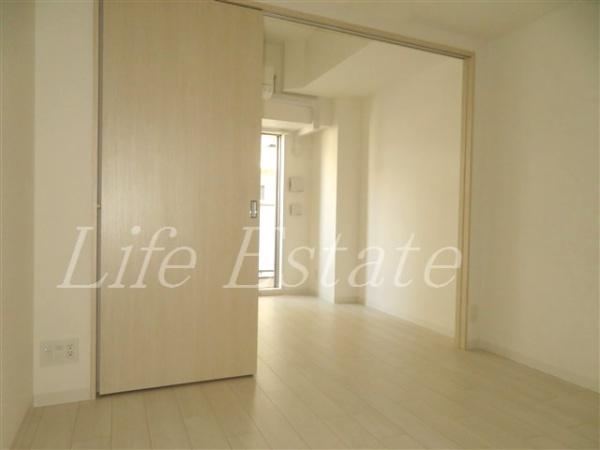 コンフォリア・リヴ谷町九丁目ソルテラス