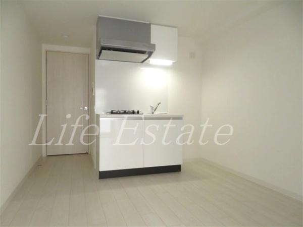 コンフォリア・リヴ谷町九丁目ソルテラス