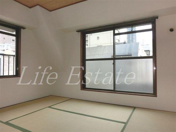 大阪市中央区安土町１丁目のマンション